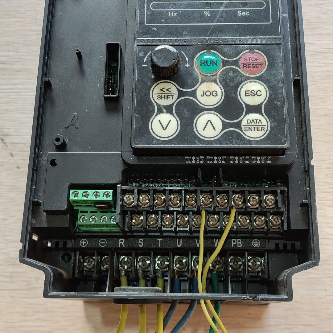 拆机正弦变频器SINE303-2R2G/3R0P 2.2kw