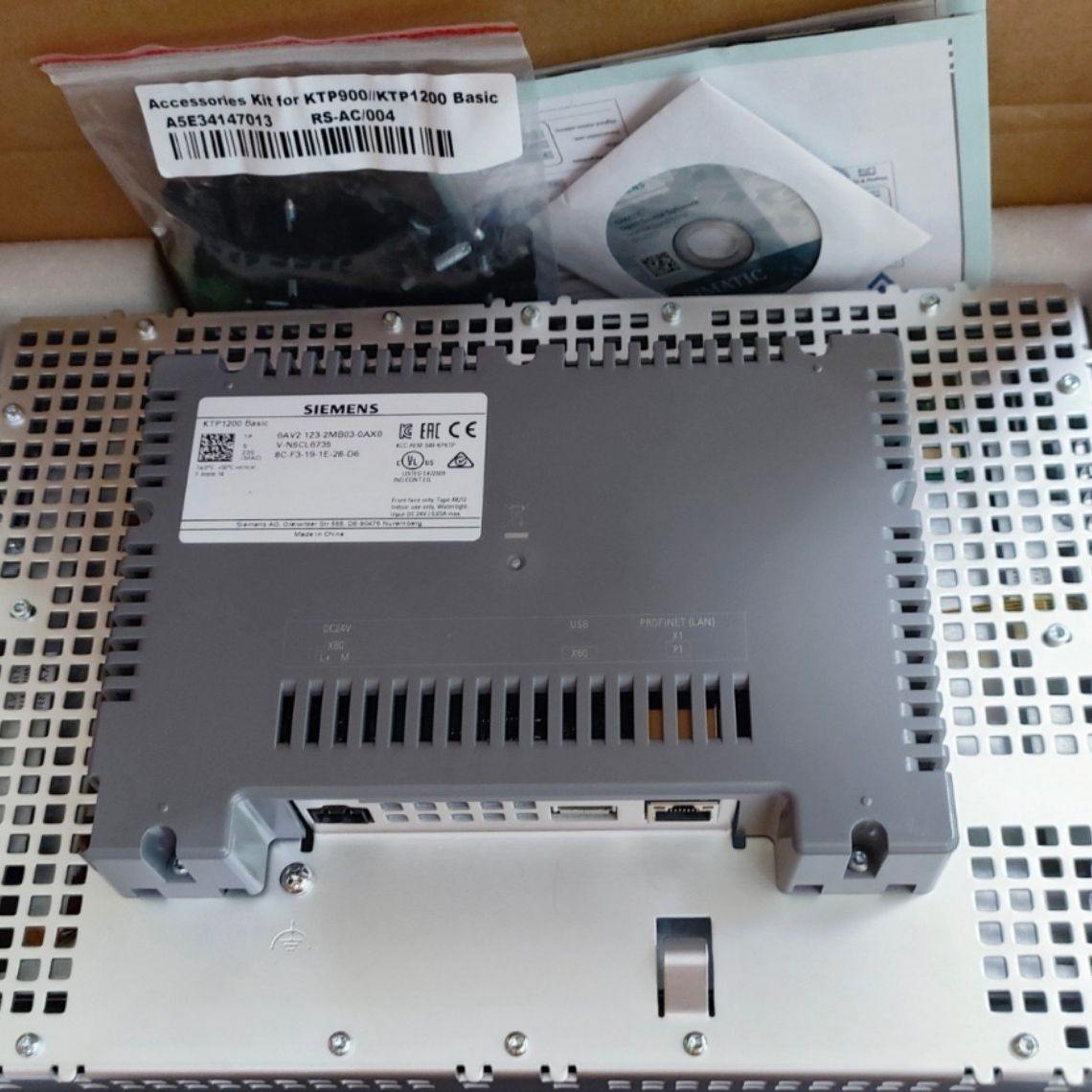 6AV2123-2MB03-0AX0  仅开封 保内