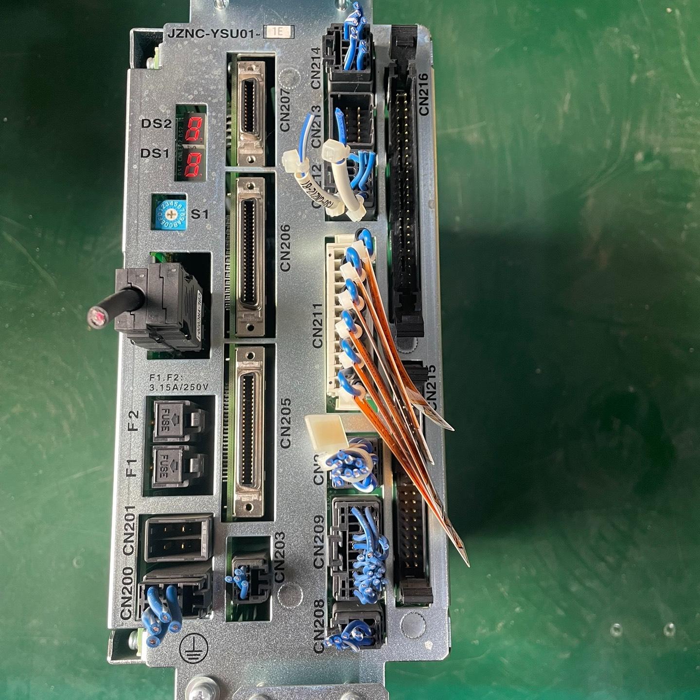 安川机器人配件安全单元JZNC-YSU01-1E