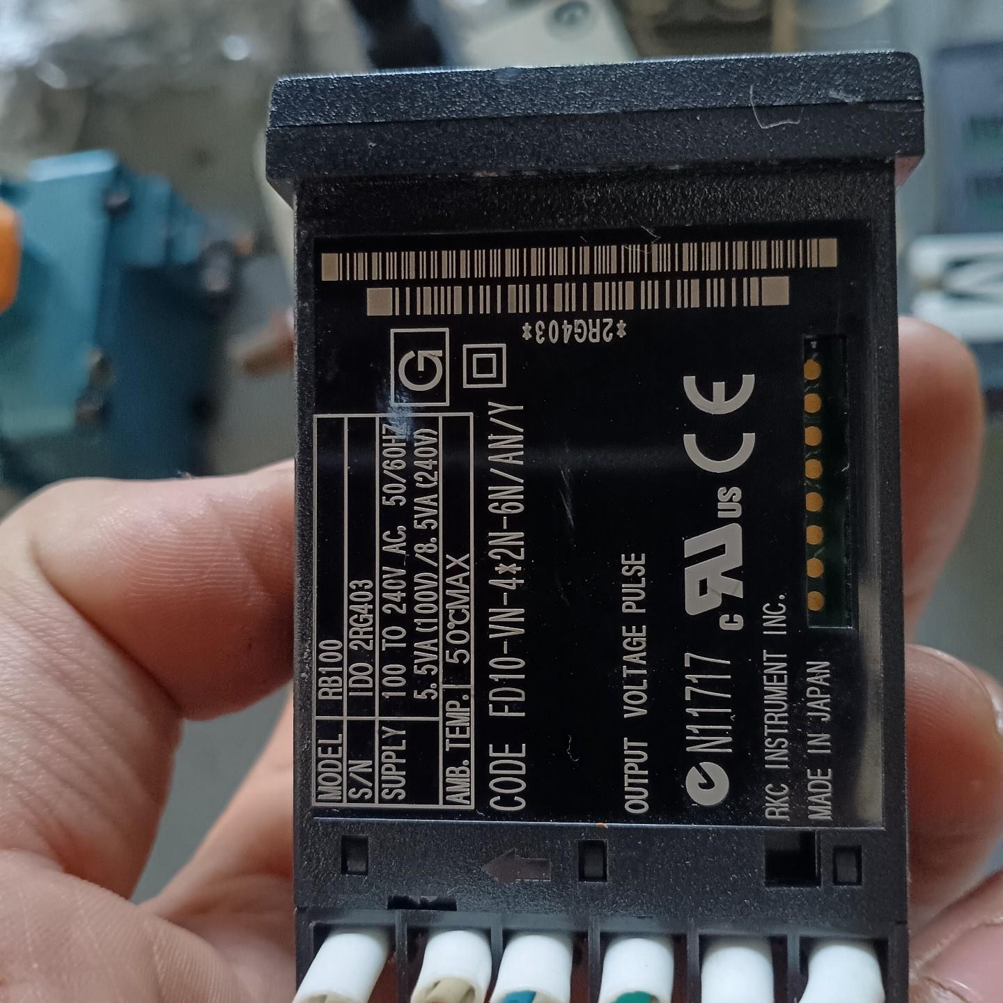 RKC RB100温控仪 日本 型号FD10-VN-4*