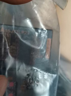 网络模块 A1SJ71LP21 实图拍摄  但