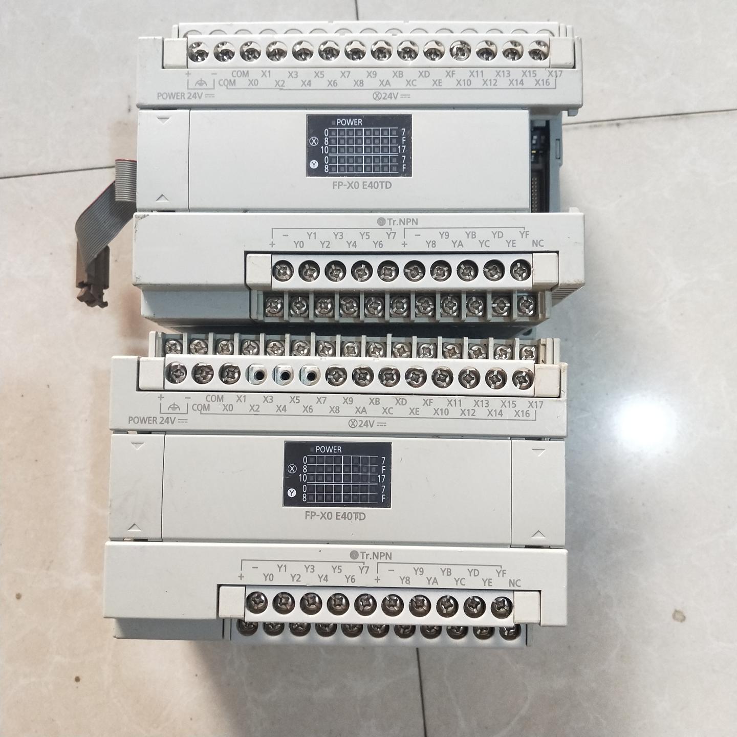 PLC扩展模快 型号AFPX0E40TD-F 实物拍摄