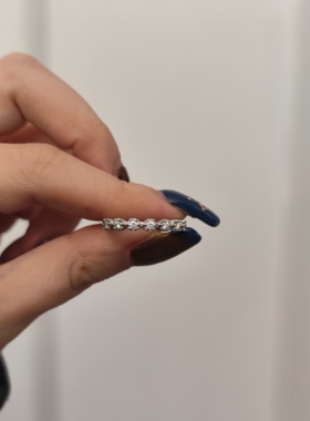 2026新品轻奢小清新碎钻单带叠戴百搭莫桑钻白钢托开口可调节戒指