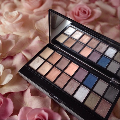 公主Makeuprevolution粉质细腻 16色眼影眉粉24色替代表演专用