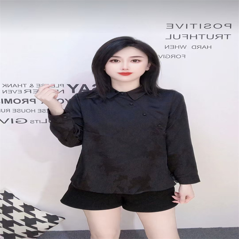 极简风立领盘扣长袖丝滑缎面印花衬衫薄款上衣女春秋百搭时尚衬衣