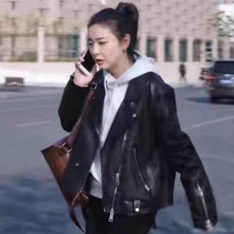 高叶罗曼同款黑色翻领拉链开衫长袖夹克皮衣外套上衣女