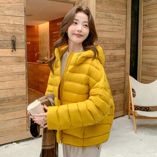 2025冬季新款排骨羽绒服女轻薄泡芙短款白鸭绒保暖连帽小个子外套