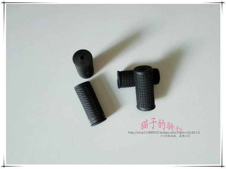 Poignées de vélo - Ref 2346344 Image 1