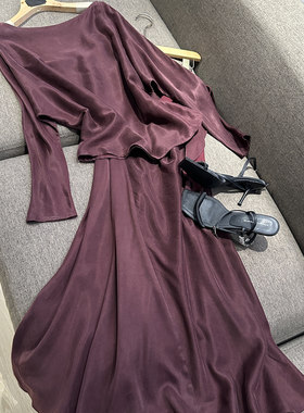 优雅蝙蝠袖铜氨丝上衣半身裙套装