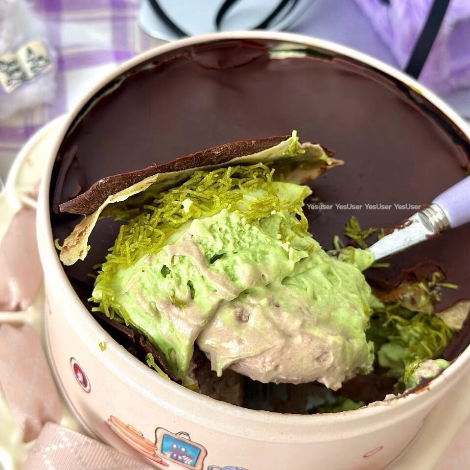 【开心果和巧克力脑袋超爱】迪拜巧克力开心果生巧千层罐子蛋糕