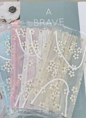 爆款轻薄透气款一次性网纱口罩女神浅黄色樱花网纱+2层无纺布