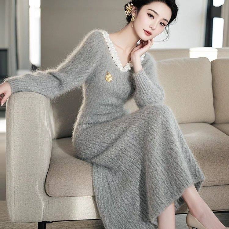 超好看灰色修身毛衣长袖连衣裙女2025冬季法式内搭打底针织长裙子