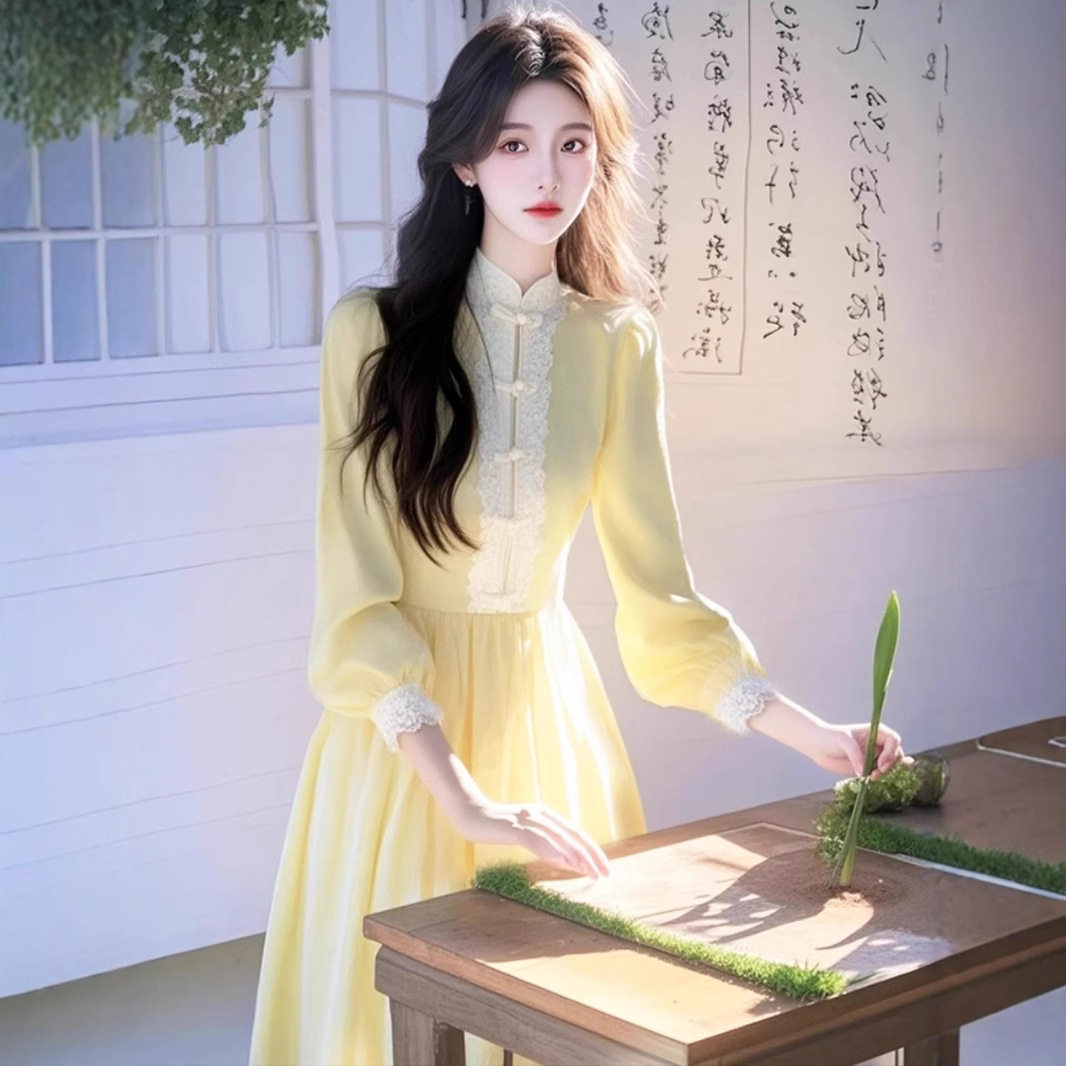 2025早春新款气质名媛高级感超好看爆款黄色连衣裙收腰内搭裙子女