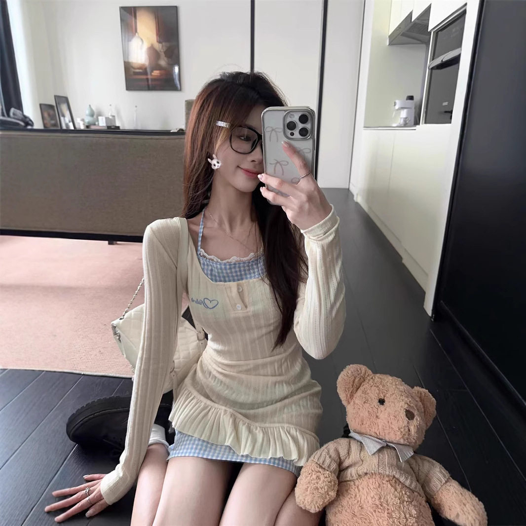 纯欲风挂脖连衣裙女秋季假两件裙子甜辣妹收腰不规则拼接叠穿短裙