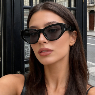 保罗雷朋官网墨镜女高级感防紫外线2025新款 猫眼太阳镜欧美风 个性