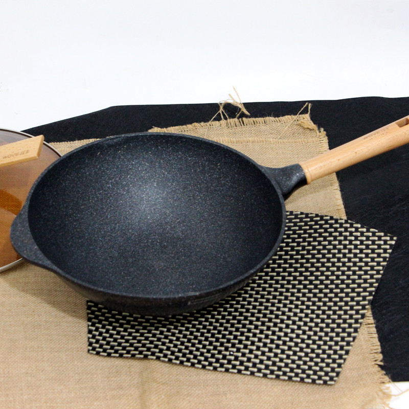 麦饭石不粘聚油电磁炉36cm炒菜锅