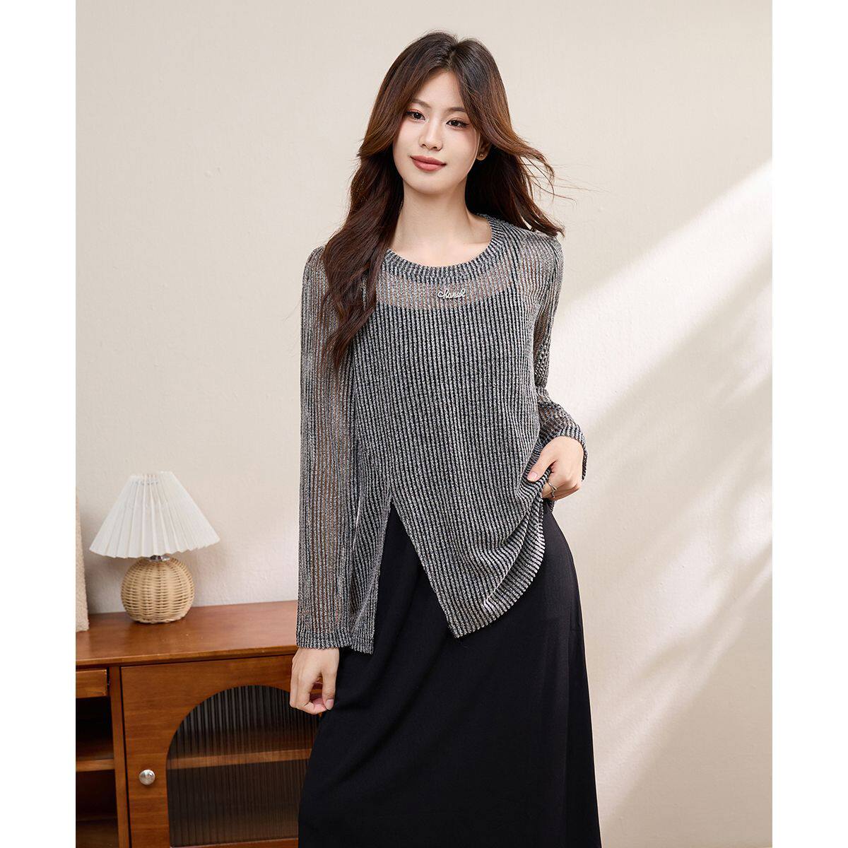 黑色吊带连衣裙高级感显瘦气质长款女2026新款长袖针织大码胖mm