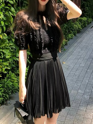 THEHANDLE OFFICIAL dolce gabb*a私服秀款重工压褶蕾丝连衣裙夏