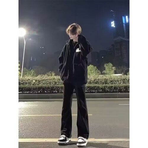 国潮高街弯刀黑牛高街男秋季新品牛仔裤