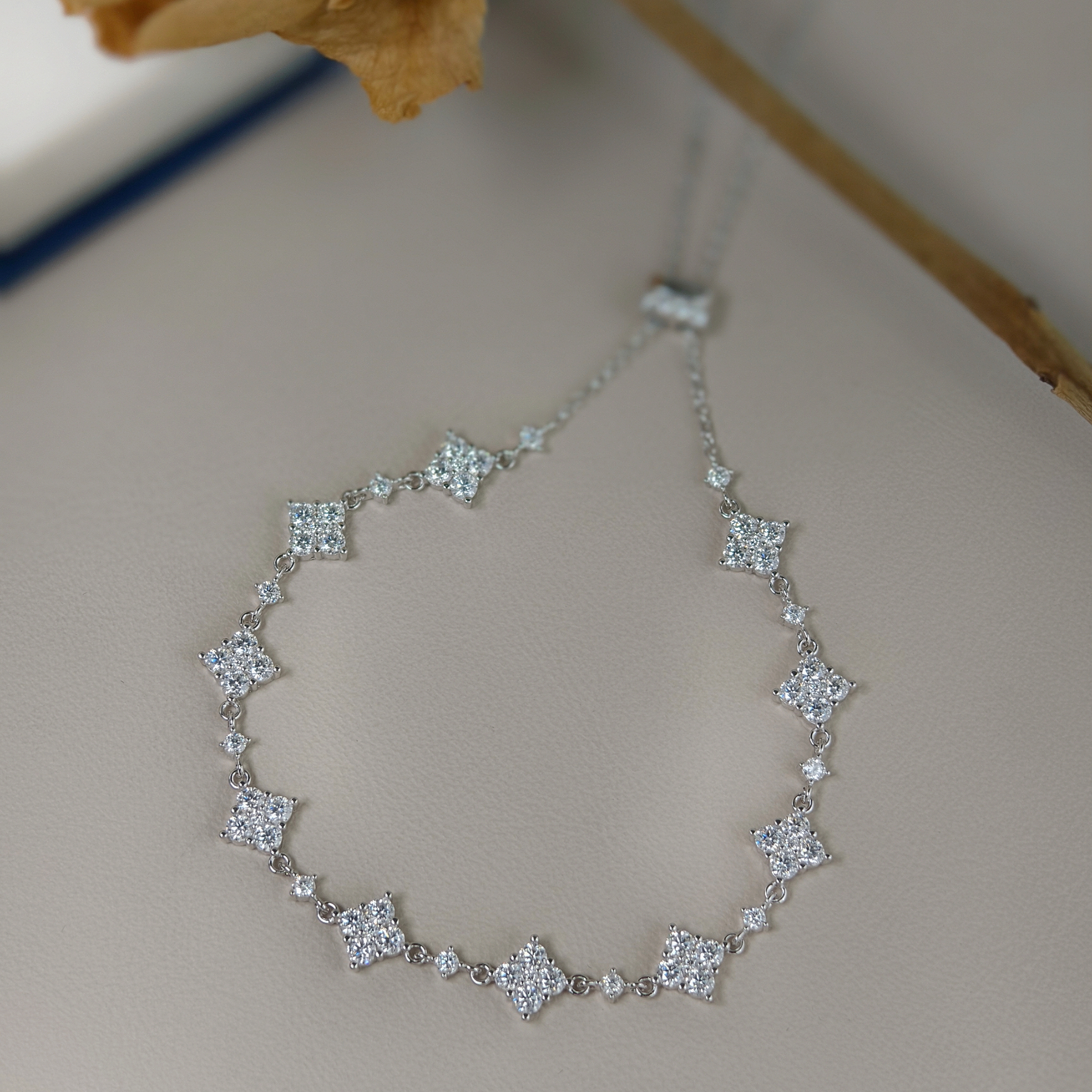 925银四叶草莫桑钻精致时尚手链