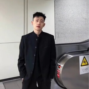 纯黑唐装男士扣子款加棉中山装外套修身高档中山加厚夹克X91P58图片
