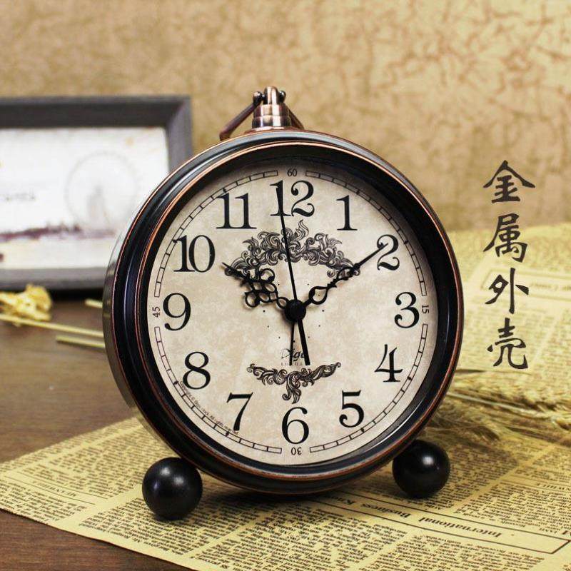 美式小闹钟家用床头静音座钟学生桌面台钟客厅复古时钟摆件台式表,家居饰品,台钟/闹钟,淘宝优惠券,粉丝福利购,淘宝优惠卷