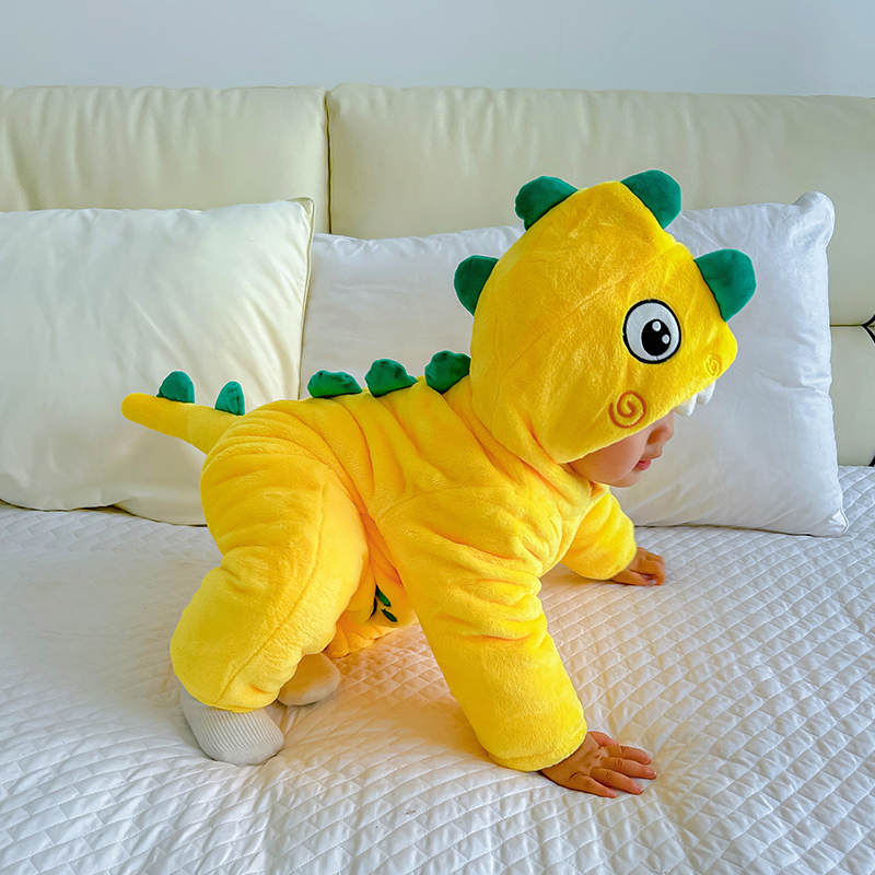 婴儿冬装衣服连体衣宝宝秋外出服