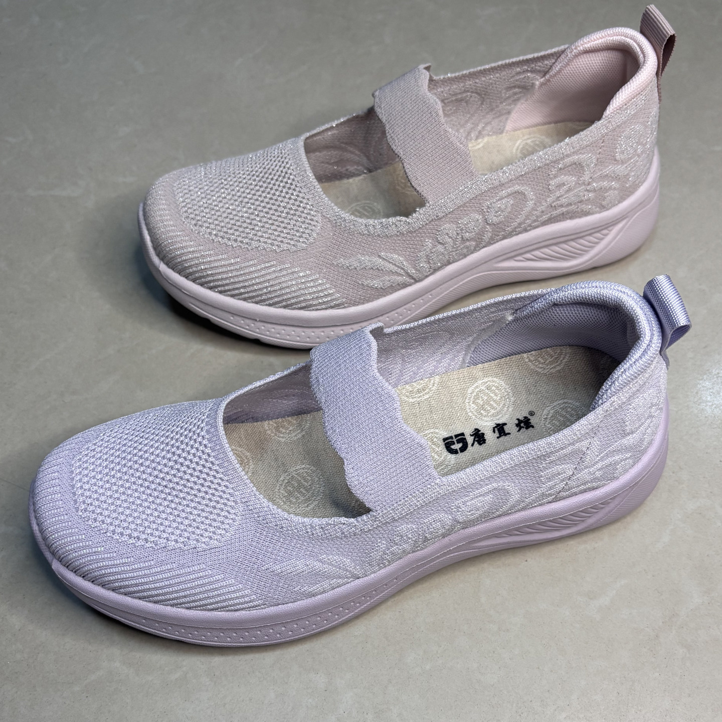 春季老北京布鞋女鞋舒适透气浅口休闲鞋中老年软底防滑平底妈妈鞋,女鞋,传统布鞋,淘宝优惠券,粉丝福利购,淘宝优惠卷