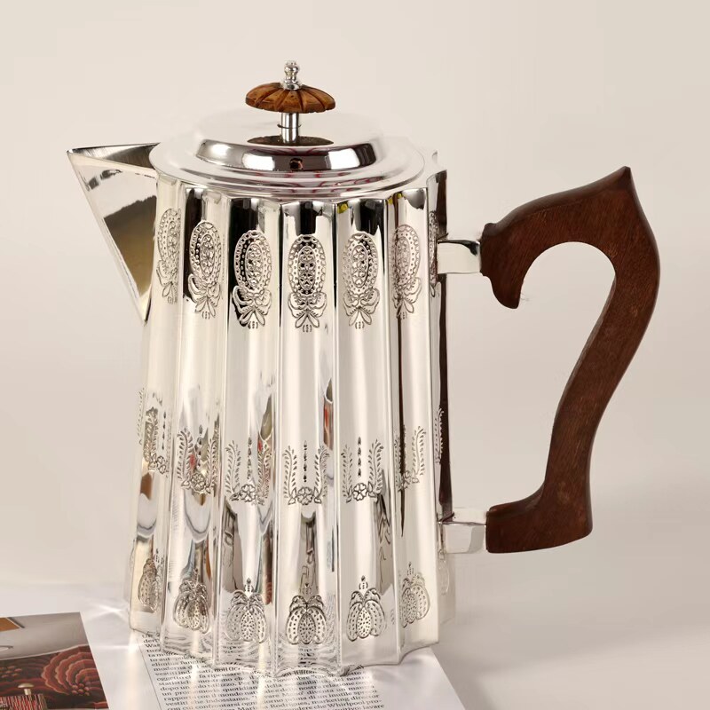 印度进口银色雕花茶壶摆件北欧轻奢样板间会所别墅茶几铜镀银水壶
