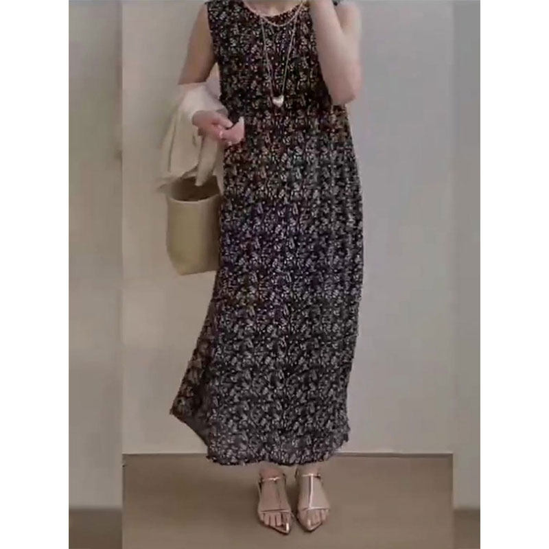 法式时尚黑色碎花宽松连衣裙女款夏季新款休闲流行透气显瘦背心裙