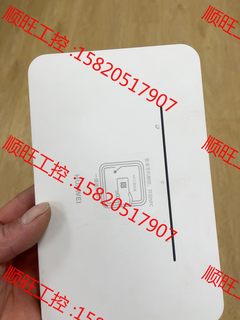 议价产品：华为B311B-853。4G无线路由器正常使用痕迹，没有底座