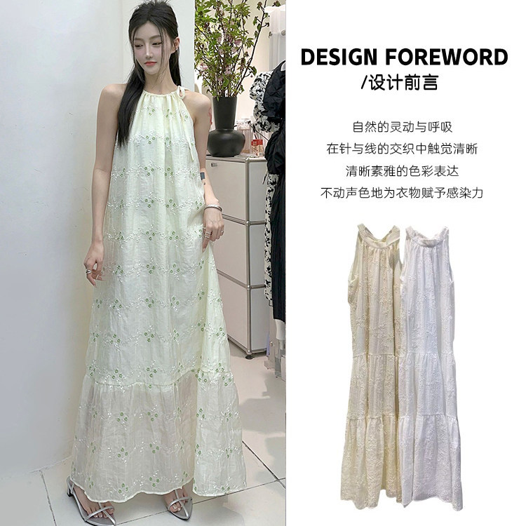 BENYAN本言挂脖连衣裙女夏季小众清冷慵懒白色宽松刺绣无袖长裙子图片
