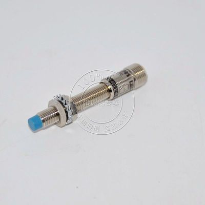 插拔式接近开关XS2-P4502PA-E12 三线PNP M8系列 质保1年