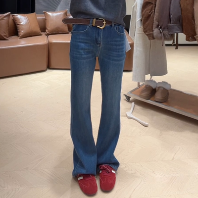 冬季新款加绒显瘦微喇高腰牛仔裤时尚百搭裤子水洗复古休闲长裤女