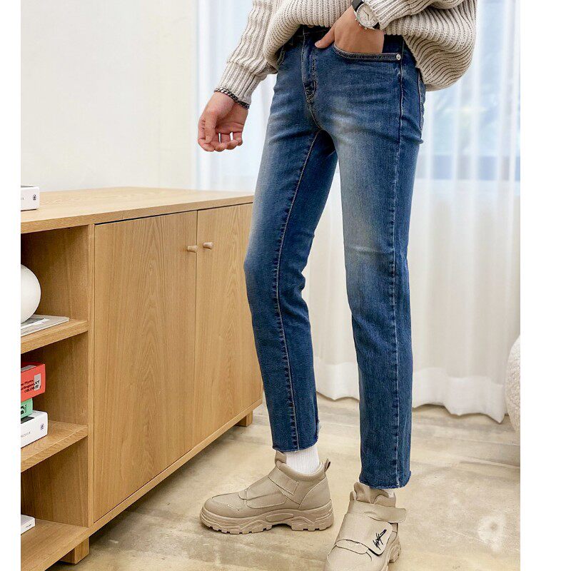 韩国春款做旧深蓝色九分直筒毛边牛仔裤男个性ins怀旧清新长裤男