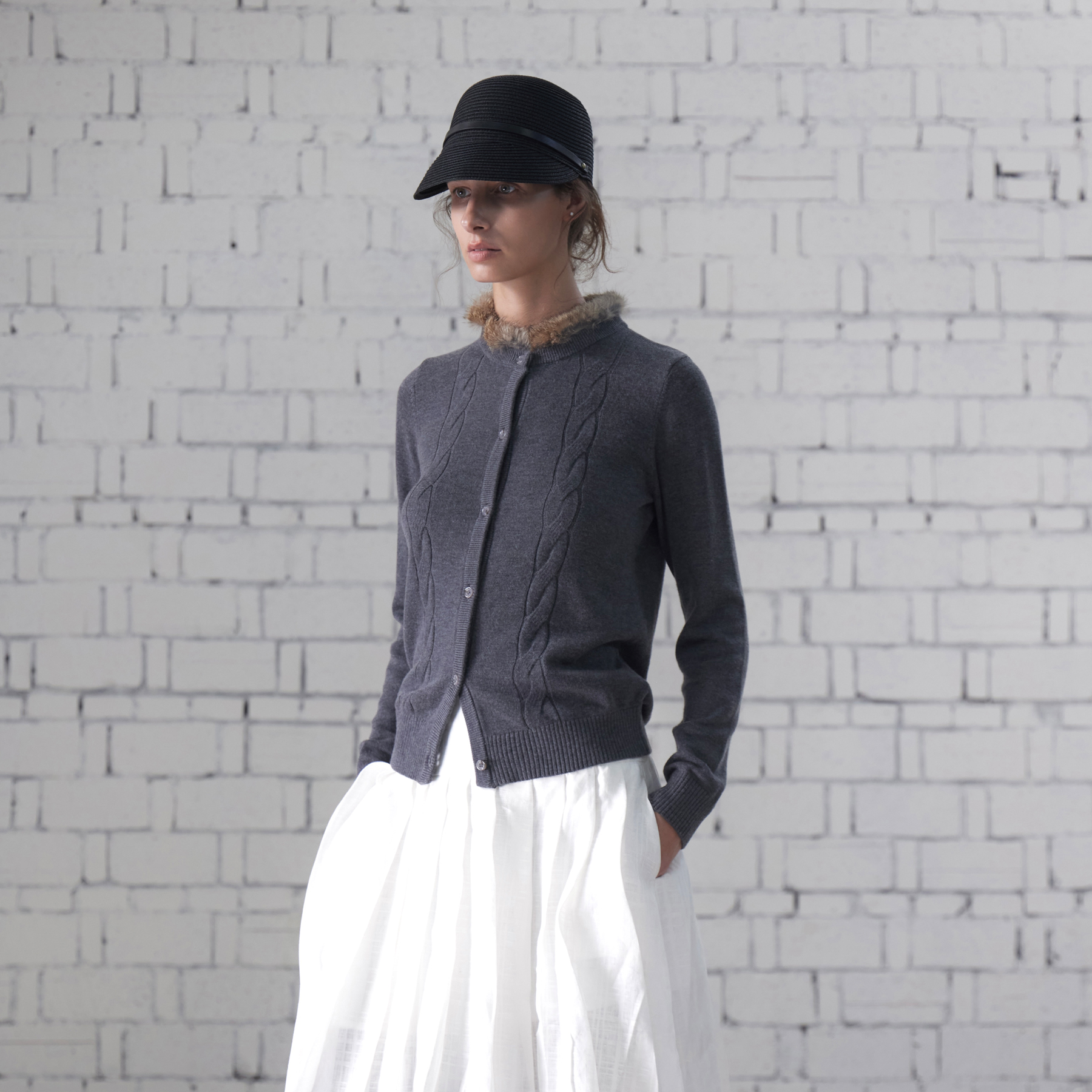 羊毛羊绒开衫复古毛衣