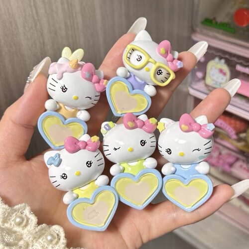 正版HelloKitty款甜心能量站系列趴趴萌趣豆盲盒可爱萌粒摆件公仔