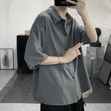 灰色