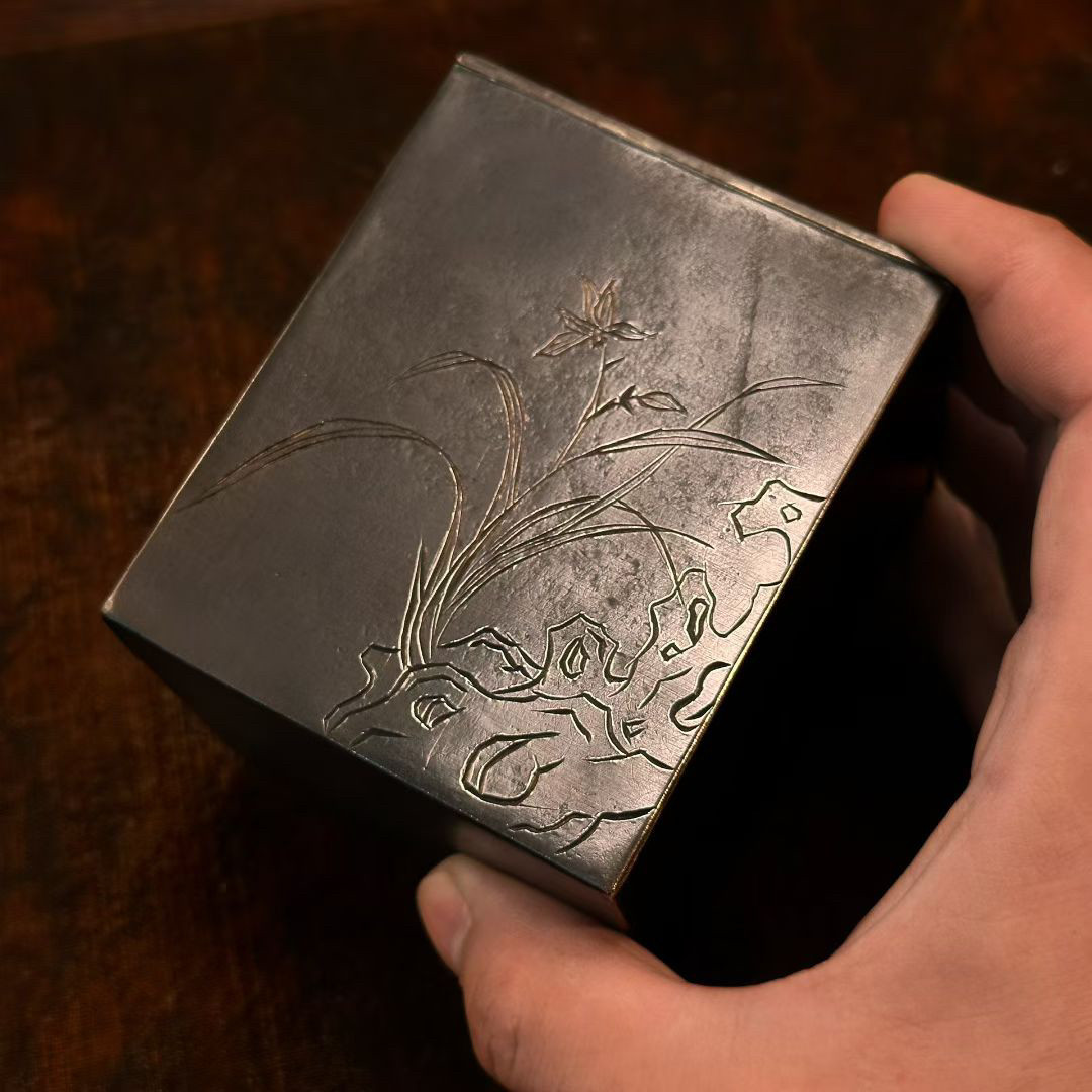 可定制手工纯锡建水茶道配件诗文刻绘茶渣斗茶海四方兰花茶洗350c