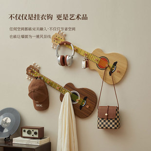 2026新款主卧室固定在墙上的高级感挂衣架钩壁挂一排式不占空间的