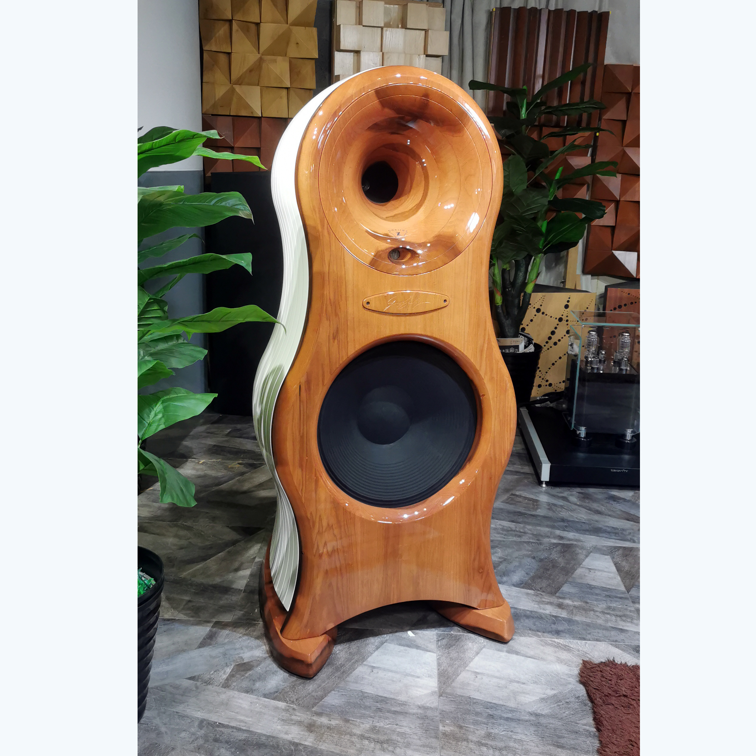 意大利原产号角音箱号令2.1EVO