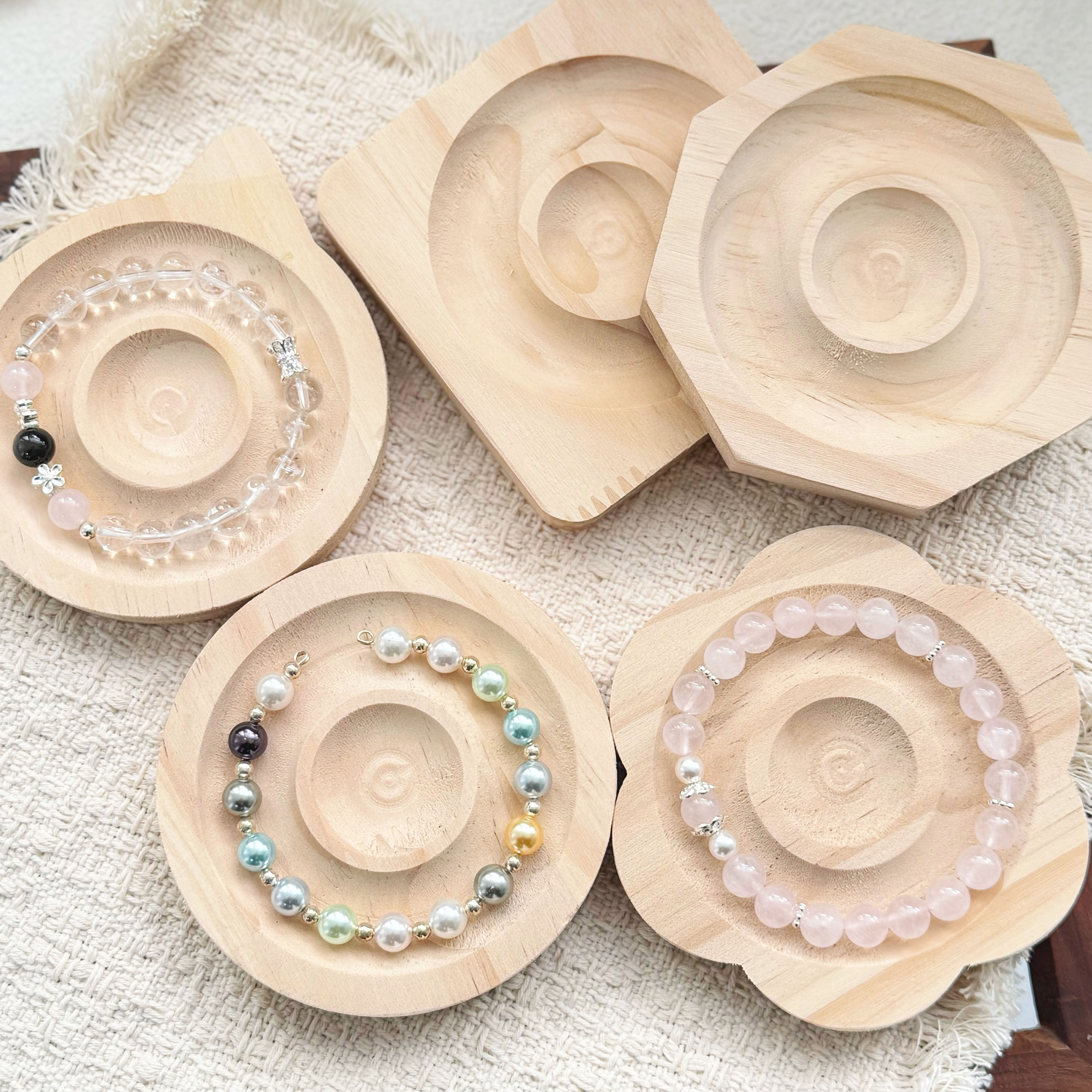 2026实木串珠展示盘原木色手链摆件陈列饰品展示架创意拍摄道具