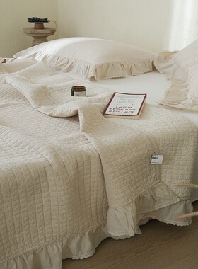 法式轻奢棉麻大花边床盖三件套夹棉床单不皱不滑动可机洗不滑动