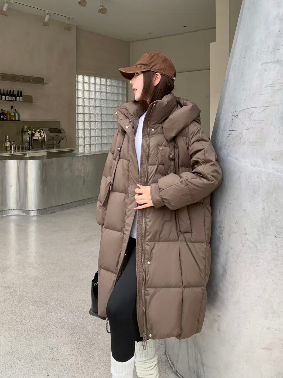 欧版休闲新国标90白鸭绒羽绒服中长款过膝加厚连帽宽松冬季外套女