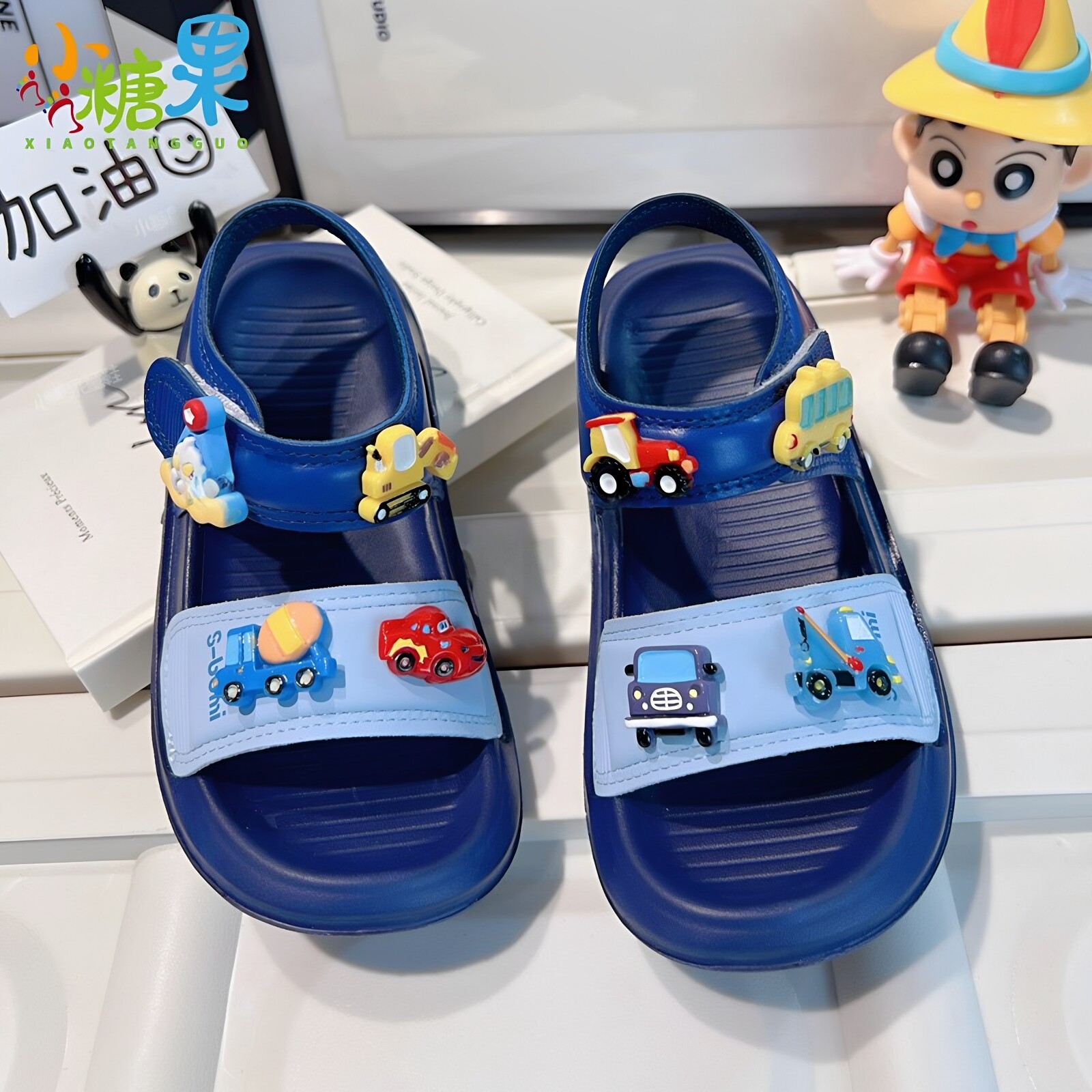 男童夏季小汽车防滑软底凉鞋