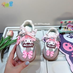 女童鞋子春款2026新款洋气老爹鞋网红炸街德训鞋儿童轻便运动鞋女