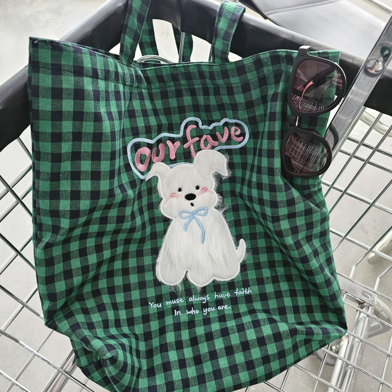 小众设计大容量格子可爱毛绒小狗刺绣单肩布包上课随手包