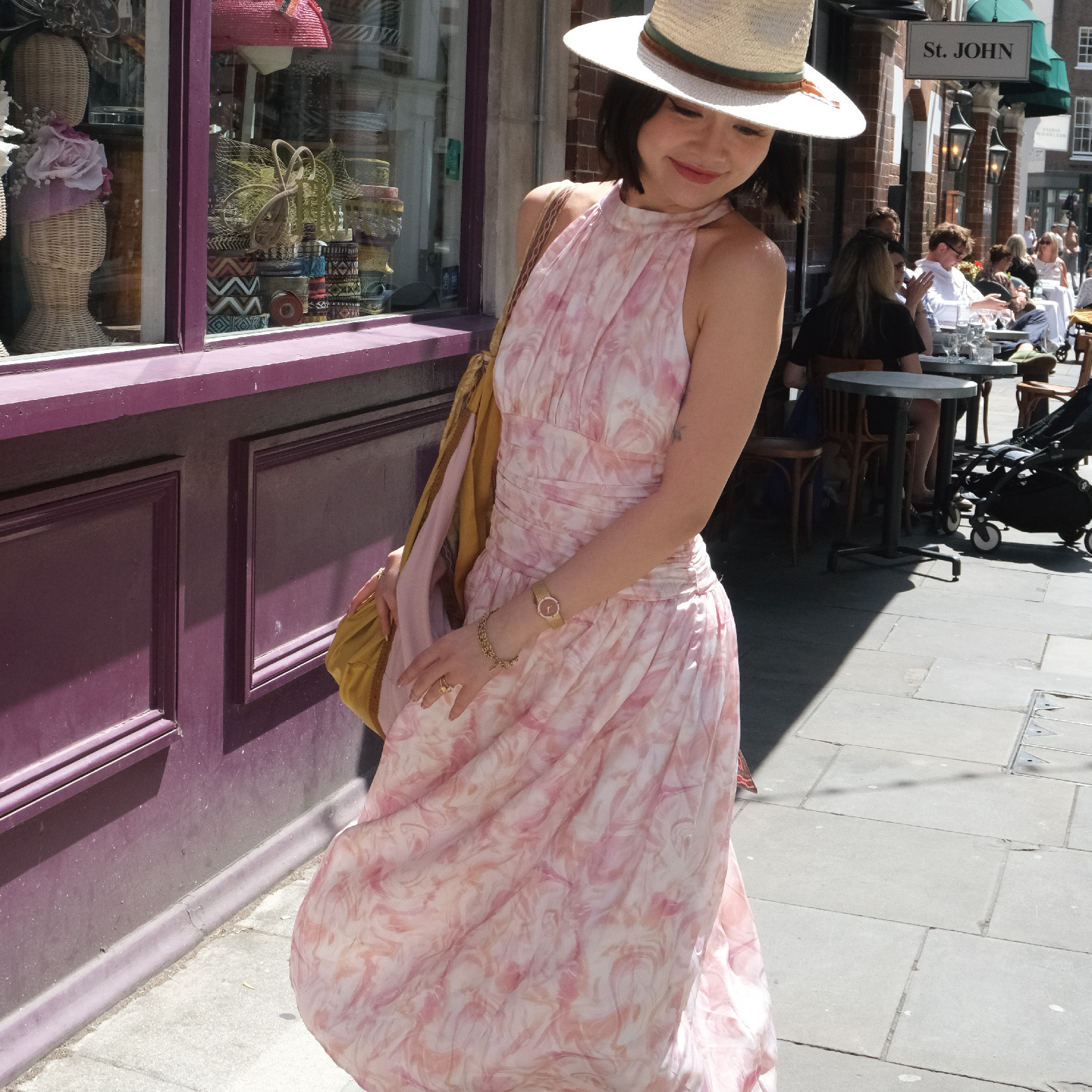 sibleu法式粉色碎花褶皱挂脖显瘦大裙摆优雅度假约会无袖连衣裙