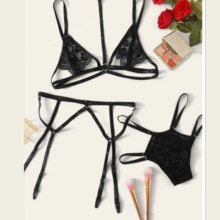 perspective Lace sexy pajamas lingerie temptation