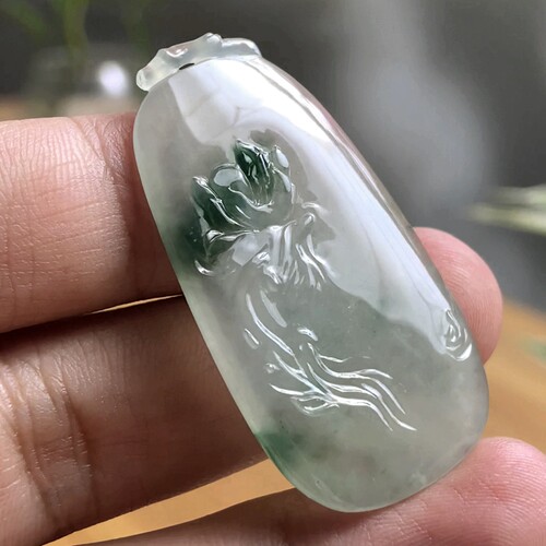 灵动珠宝伴游冰种起胶意境挂件